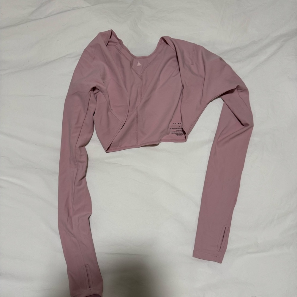 Vitality cloud 2 shrug in pink